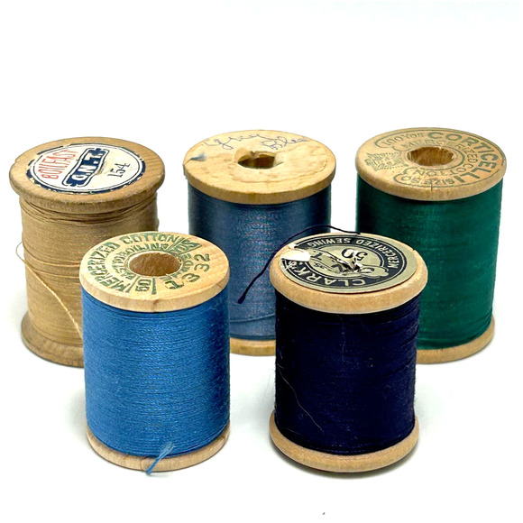 Vintage Thread On Wooden Spools Lot of 30 - Picture 6 of 11